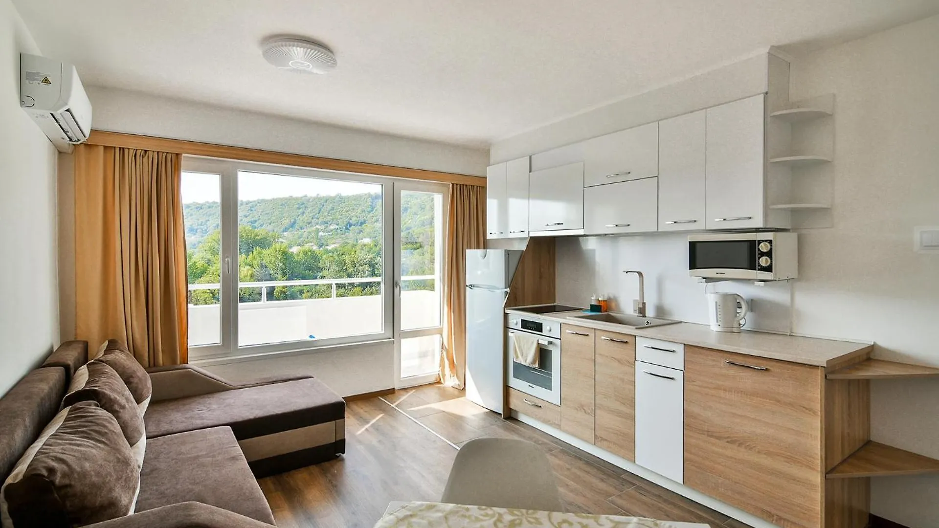 Asparuhovo 1Br Free Parking Zone Varna Apartamento